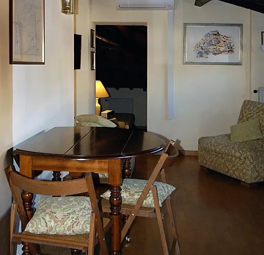 Casa Delle Eroidi בית נופש